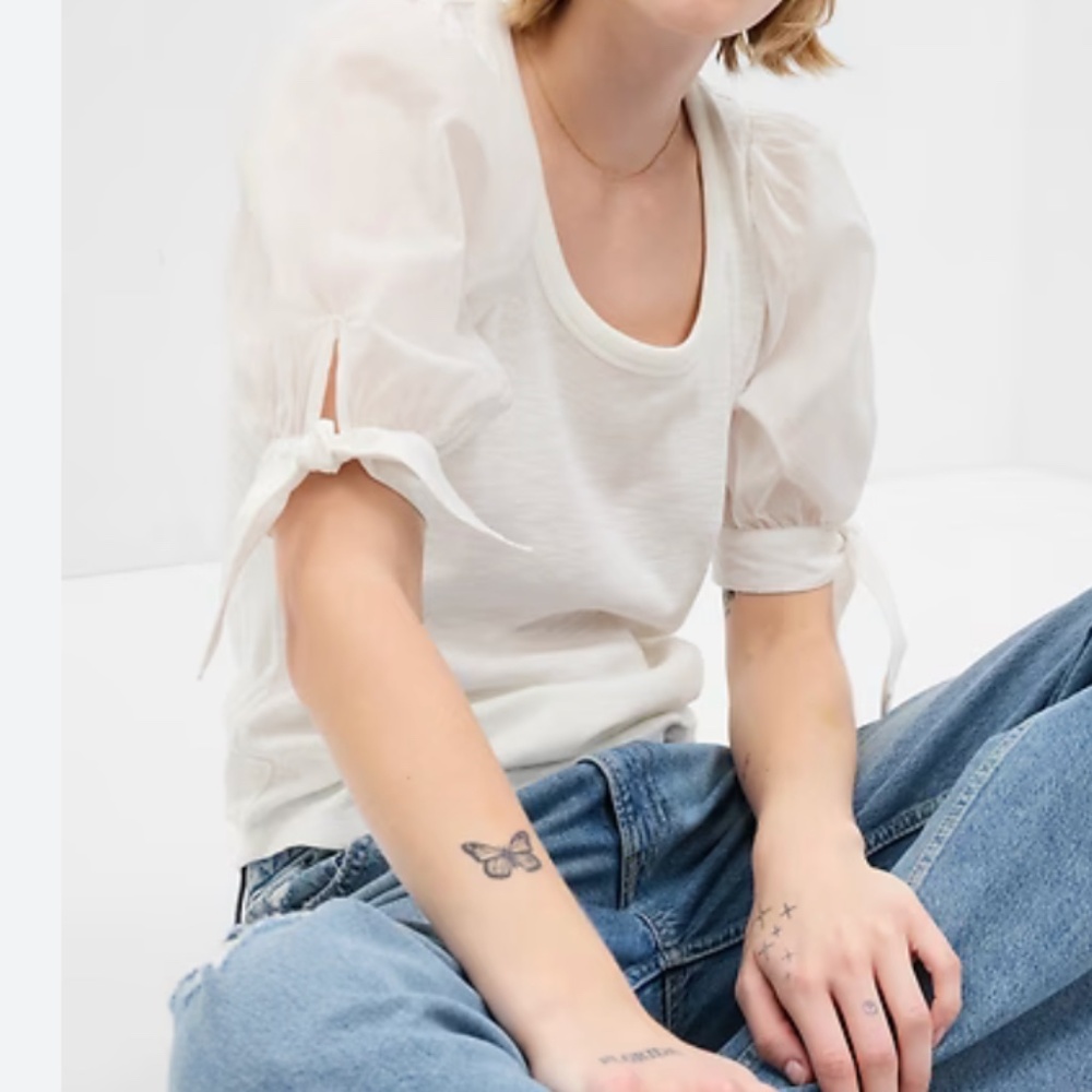 Top White Puff Sleeve